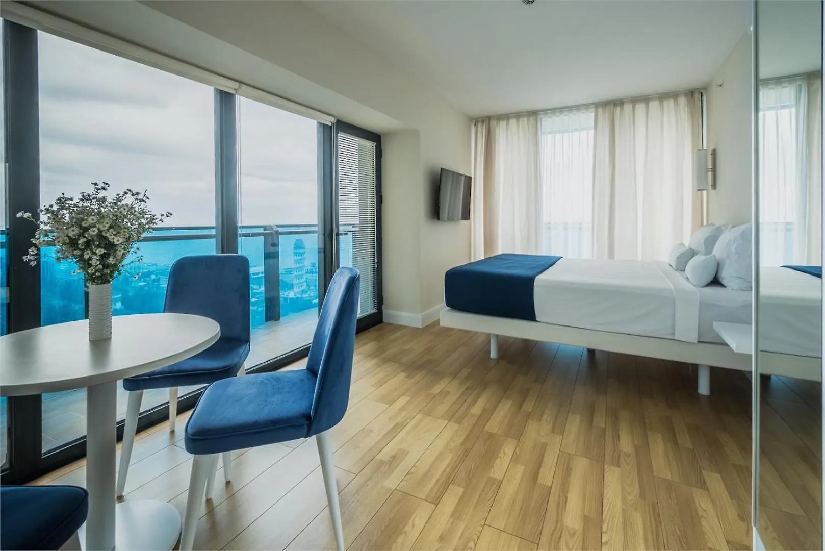 Black Sea View Central Hotel Batumi
